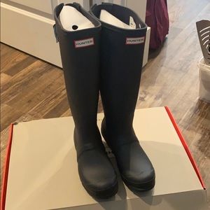 Brand new Hunter boots in Navy